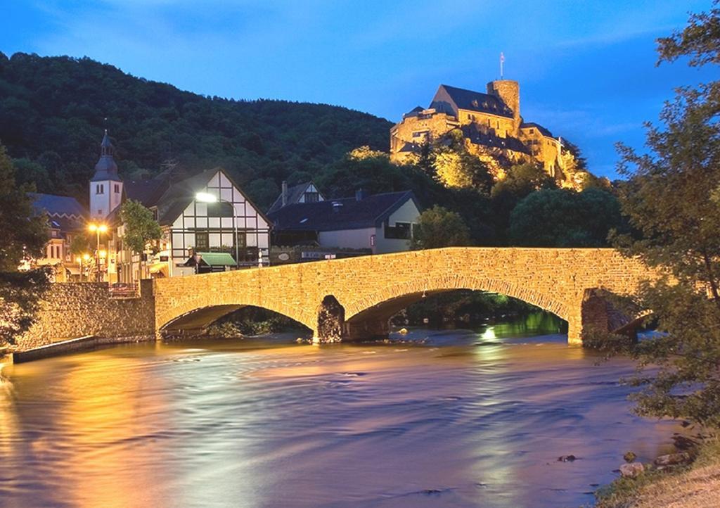 Hotel Restaurant Schmidter Bauernstube นีเด็กเกน ภายนอก รูปภาพ
