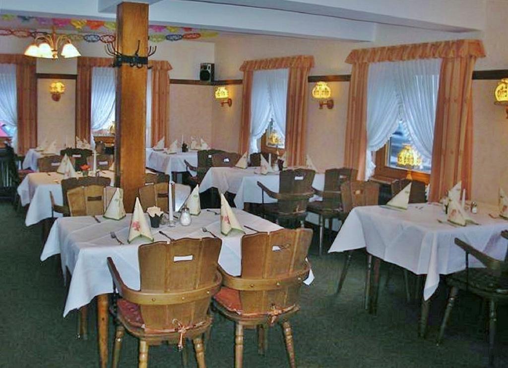 Hotel Restaurant Schmidter Bauernstube นีเด็กเกน ภายนอก รูปภาพ